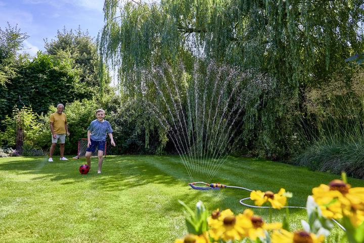 Actual product image Hozelock Rectangular sprinkler AquaSave PRO 220 m² Plug-in coupling Plastic, metal (Square sprinkler)