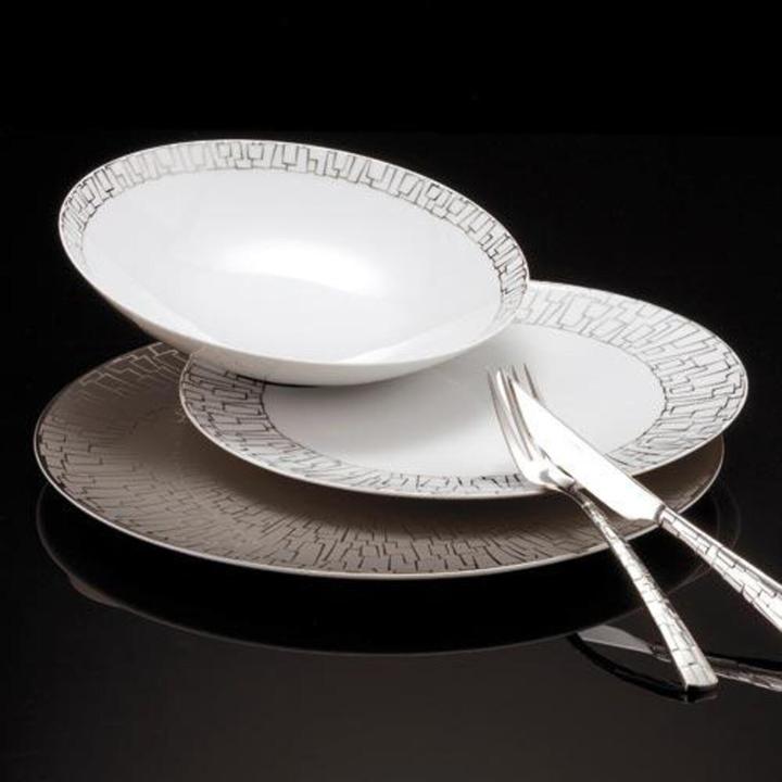 Actual product image Rosenthal Piatto 33 cm - TAC Gropius Skin Platinum (1 x, 33 cm)