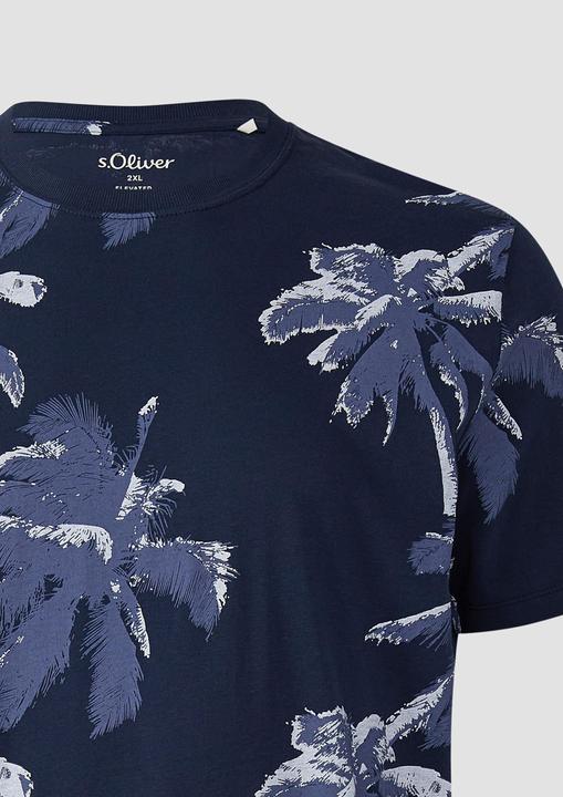 Produktbild S.Oliver T-Shirt T-Shirt aus Baumwolle mit All-over-Print (XXL)