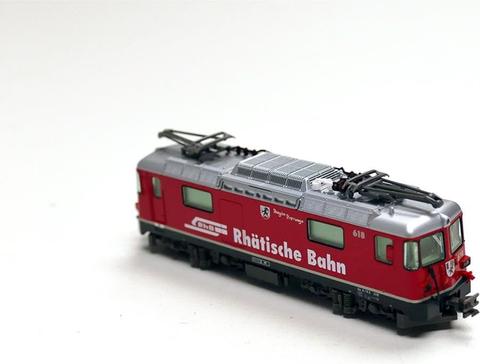 Kato Ge 4/4 II 618 Bergün RhB