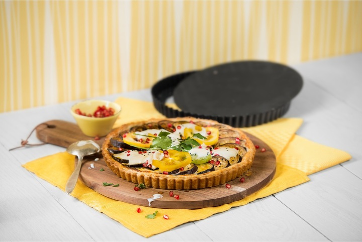 Actual product image Kaiser Quiche tin with raised base (28 cm)