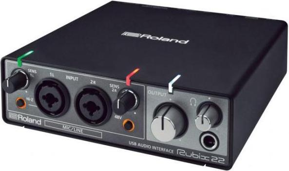 Actual product image Roland Rubix22 USB audio interface with headphones (USB)