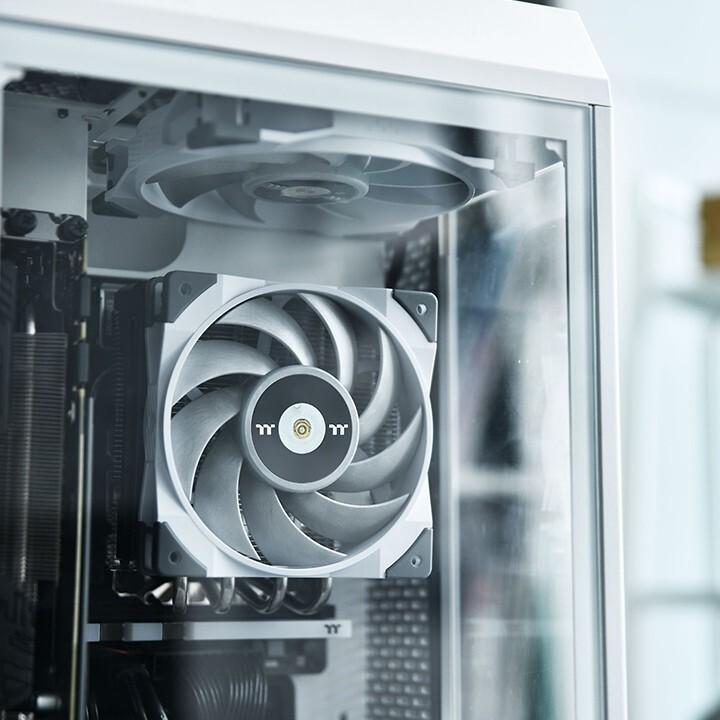 Produktbild Thermaltake TOUGHFAN 14 (140 mm, 1x)