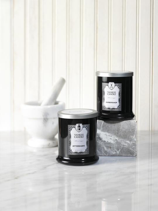 Produktbild Yankee Candle Patschuli, Wacholderbeeren (226 g)
