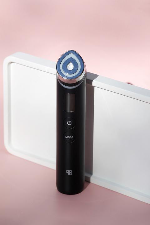 Produktbild Medicube Age-R Booster Pro 6-in-1 Real Glass Glow Device for Looking Glass Skin