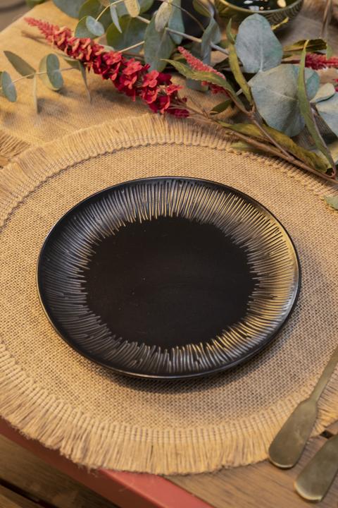 Actual product image Mikasa Round Hessian Placemats, Set of 4, Natural, 38cm (4 pcs.)