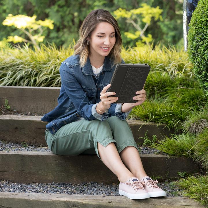 Actual product image Logitech Rugged Folio (FR, iPad 2019 (7th gene), iPad 2020 (8. Gen), iPad 2021 (9th Gen))