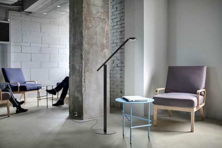 Actual product image Luctra Floor lamp ® FLOOR LITE, black (900 lm)