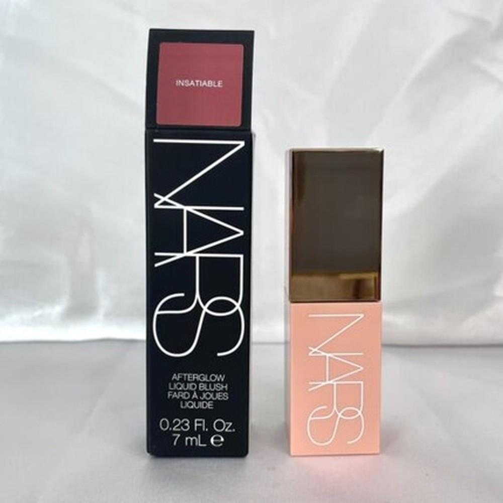NARS Cosmetics, Fard + Blush, Afterglow Fard liquido Insaziabile (INSATTIVABILE)