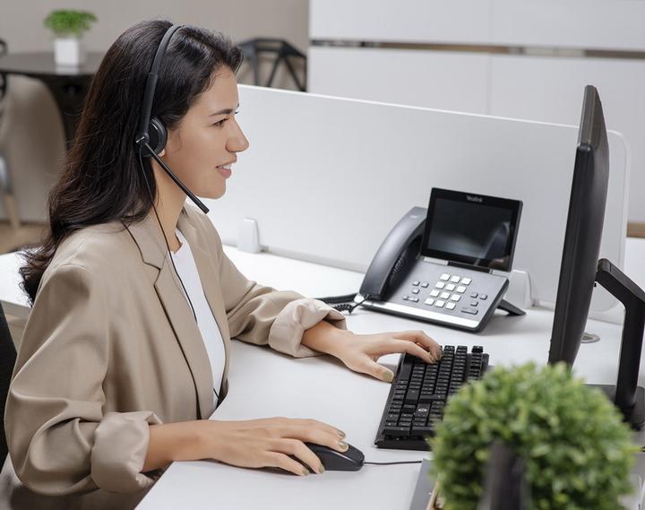 Actual product image Yealink YHS34 Mono Headset (Cable)