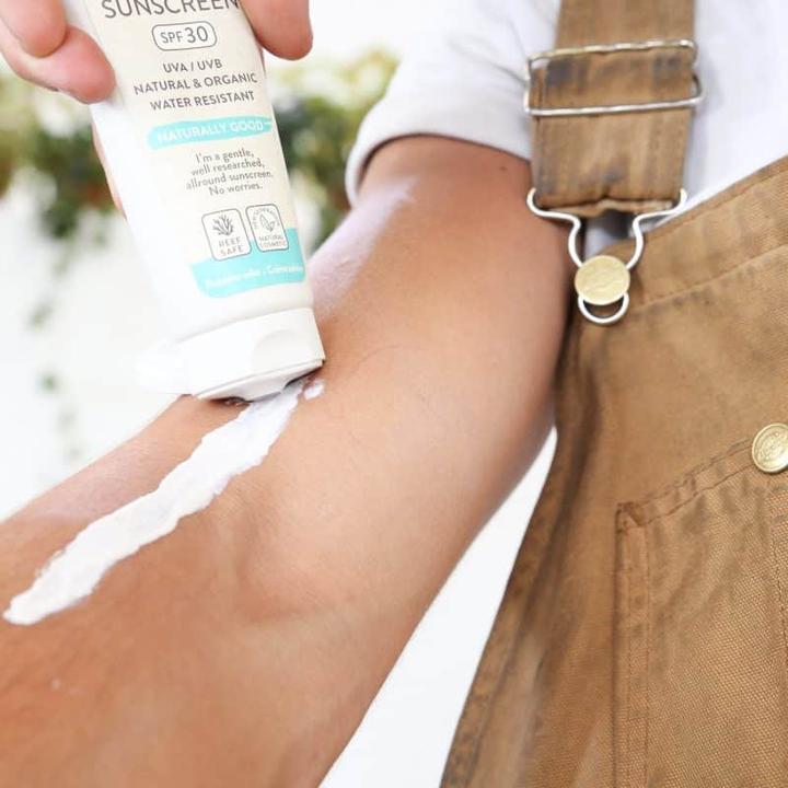 Actual product image Suntribe Mineralische Bio-Sonnencreme (Suntan cream, SPF 30, 100 ml, 1 g)