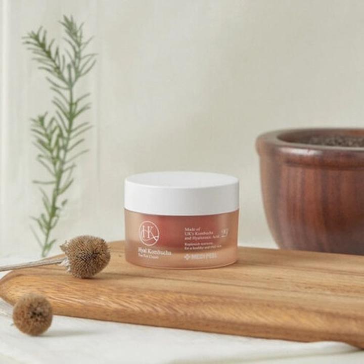 Actual product image Medi-Peel Medipeel Hyal Kombucha Tea Gift Cream 50ml (50 ml)