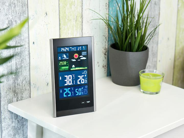 Produktbild Infactory Funk-Wetterstation mit Aussensensor, Wecker & USB-Ladeport (2 Ampere)