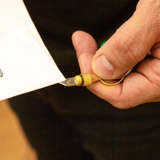 Productafbeelding Kikkerland Mini Mes Sleutelhanger