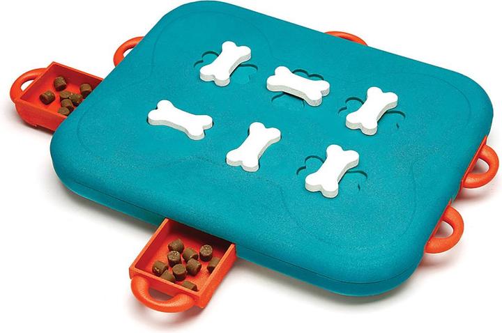 Actual product image Nina Ottosson Dog Casino (Intelligence toy dog)