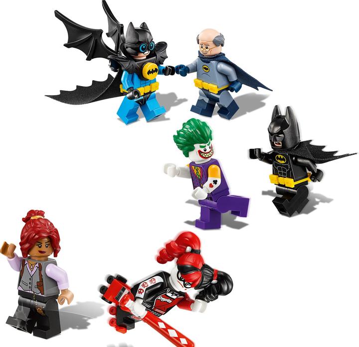 Actual product image LEGO Batman The Joker Manor (70922, LEGO DC)