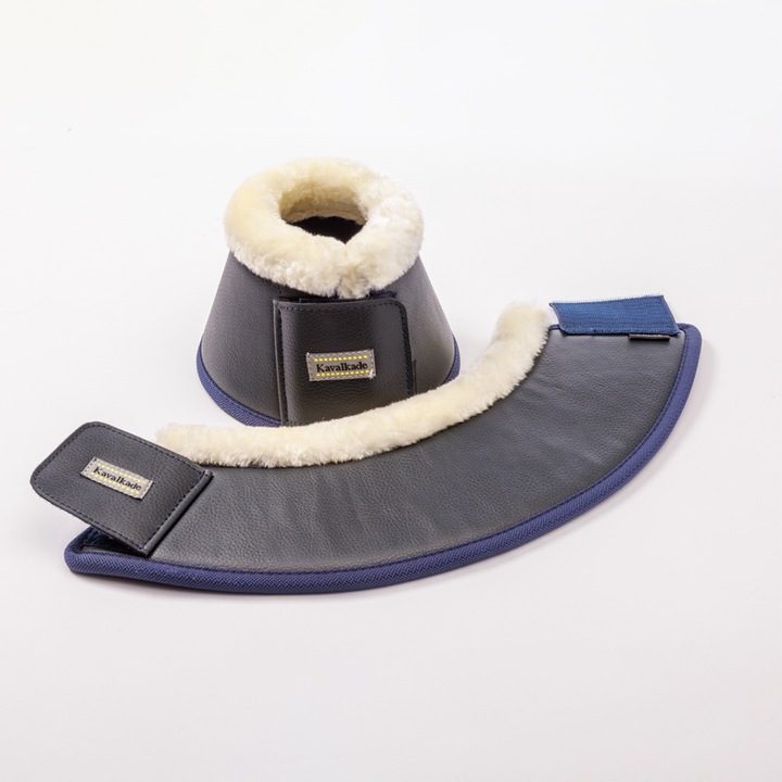Actual product image Kavalkade Horse bells with faux fur