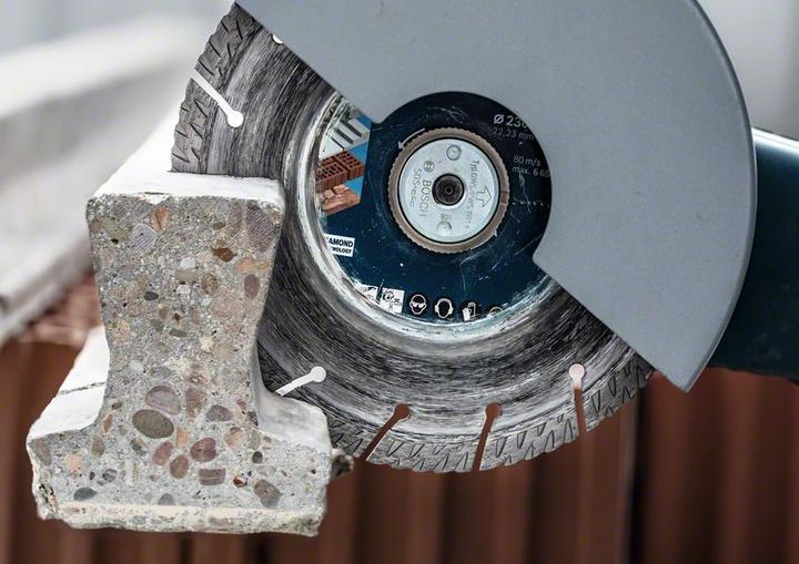 Actual product image Bosch Professional Zubehör EXPERT MultiMaterial diamond cutting discs, 125 x 22.23 x 2.2 x 12 mm