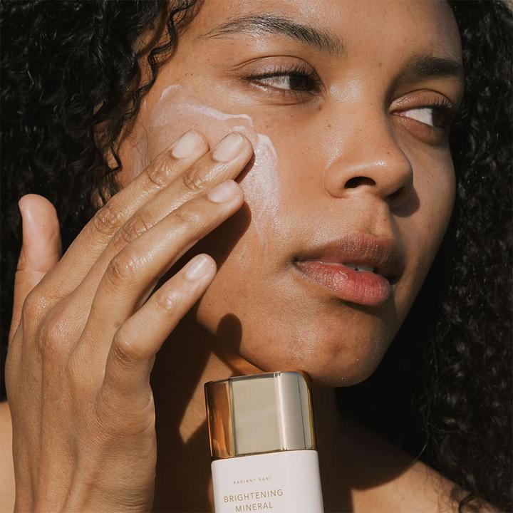 Actual product image Ranavat Brightening Mineral Sunscreen SPF 50+ (Sun cream face, SPF 50+, 50 ml)