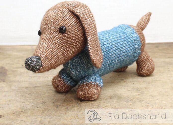 Actual product image Hardicraft Dackel Ria - Strickset