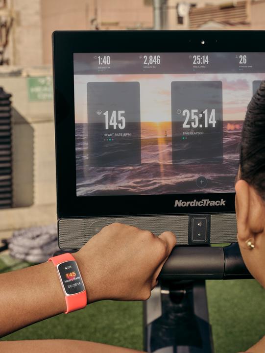 Produktbild Fitbit Charge 6 (36.73 mm)