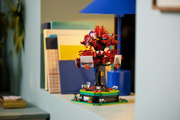 Image du produit LEGO Ideas Arbre généalogique (21346, LEGO Ideas, LEGO difficiles à trouver)