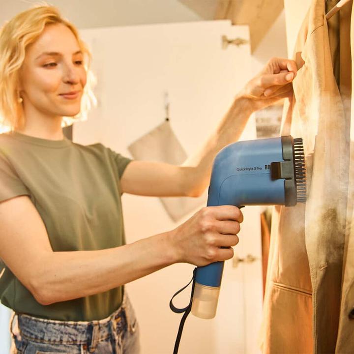 Actual product image Braun QuickStyle 3 Pro Garment Steamer (1100 W, 22 g/min)