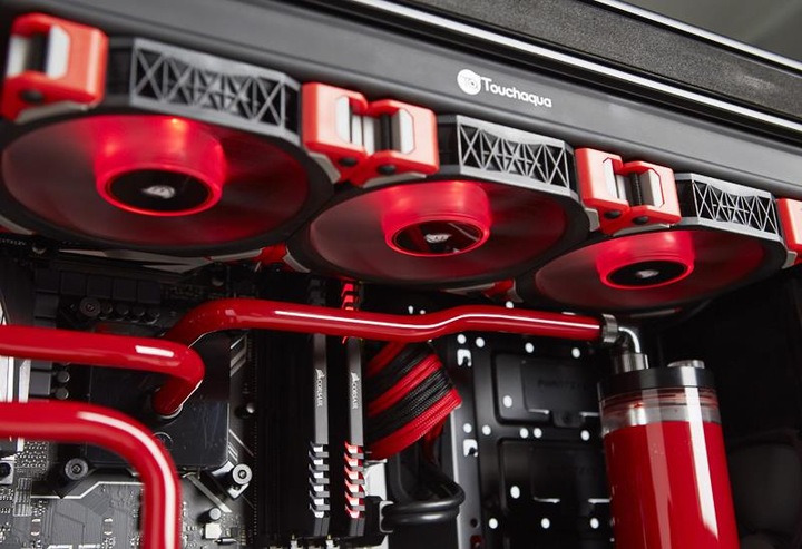 Produktbild Joule Performance Core 4 (Intel Core i7-8700K, 32 GB, 512 GB, GeForce GTX 1080)