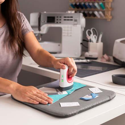 Actual product image Cricut EasyPress Mini