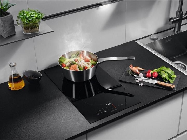 Produktbild AEG IKB32300CB (29 cm, Induktionskochfeld)