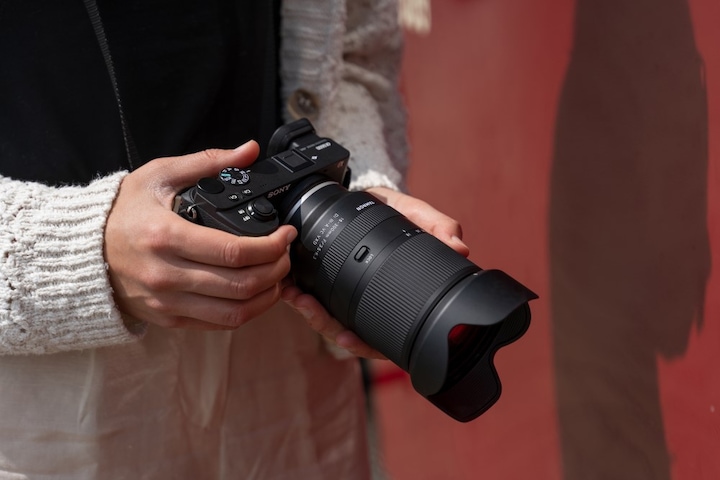 Produktbild Tamron 18-300mm f/3.5-6.3 Di III-A VC VXD, Sony E (Sony E, APS-C / DX)