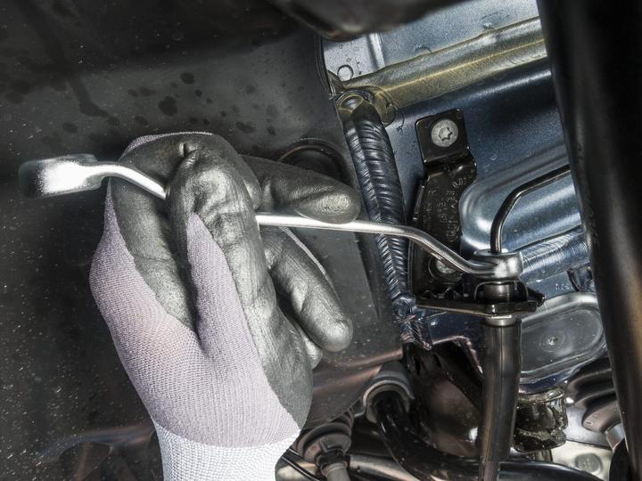 Actual product image HAZET Brake line spanner (open) 612N-11 - external hexagon profile - spanner white (11 mm)