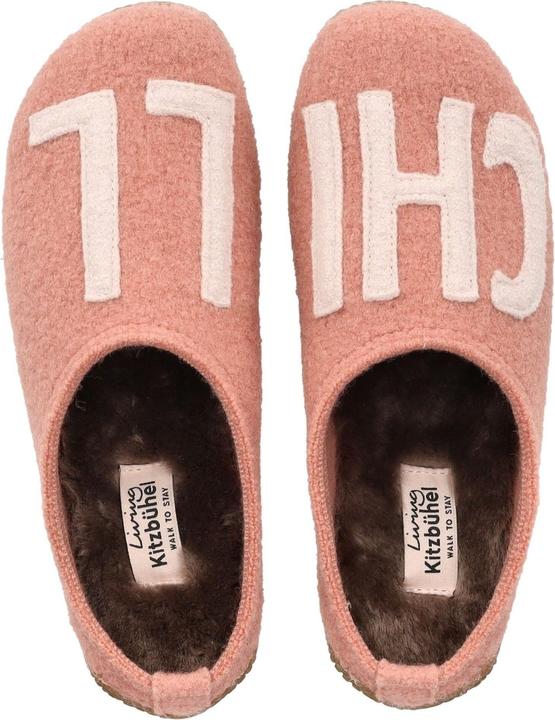 Produktbild Living Kitzbühel Der perfekte Begleiter für kuschelige Tage vor dem Kamin. zeigt einen schicken Haus (42)