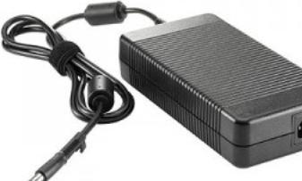 Produktbild HP Smart Netzteil 230 Watt (230 W)