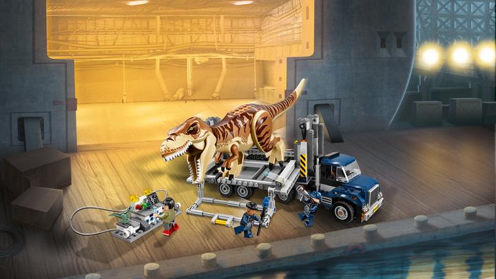 Produktbild LEGO Jurassic World T-Rex Transport (75933, LEGO Jurassic World)