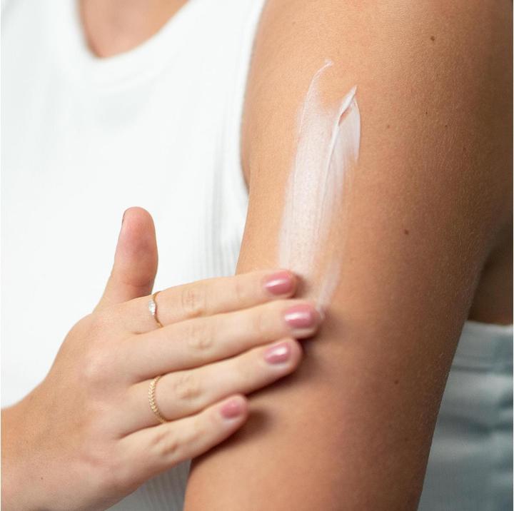 Actual product image Coola Suncare Radical Recovery (148 ml, After Sun Lotion)