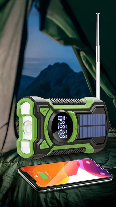 Produktbild Xtorm 5000 mAh Emergency Radio with Solar Panel, black/orange (AM, FM)