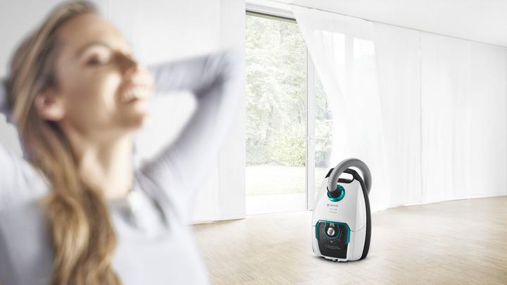 Produktbild Bosch Hausgeräte BGL8XHYG Serie 8