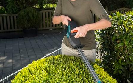 Actual product image Gardena Akku EasyCut Li (Rechargeable battery operated)