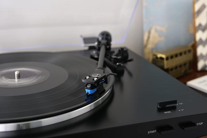 Produktbild Audio-Technica AT-LP3XBTBK (Vollautomatisch)