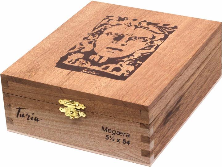 Actual product image Furia Megaera (red thread) (Toro)