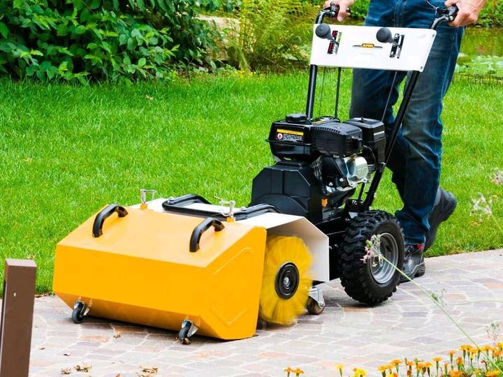 Image du produit Stiga Balayeuse à essence SWS 600 ( lame à neige en option )