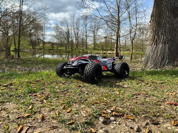Produktbild DF-Models Z-10 Competition Truggy Brushless (RTR Ready-to-Run)