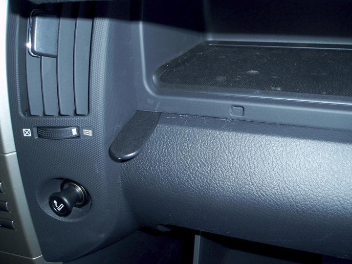 Immagine prodotto Brodit 853478 Supporto auto Toyota Corolla Verso