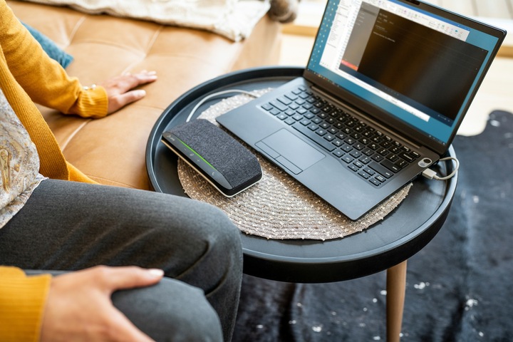 Produktbild Poly HP Sync 10 USB-A USB-C Freisprecheinrichtung, PC, Silber, 0,715 m, IP64, Windows 10, 100 - 7800