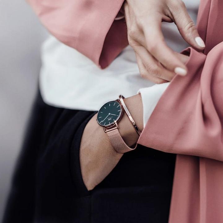 Actual product image Daniel Wellington Classic Petite (Analogue wristwatch, 32 mm)