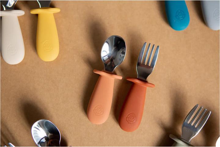 Actual product image Soina Cutlery set spoon & fork with silicone handle