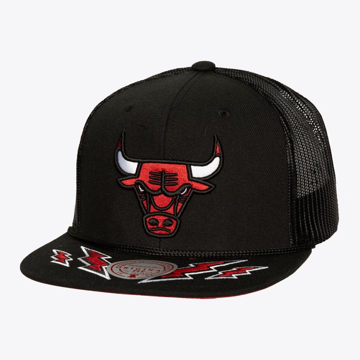 Mitchell & Ness Chicago Bulls Trucker Cap (One size)