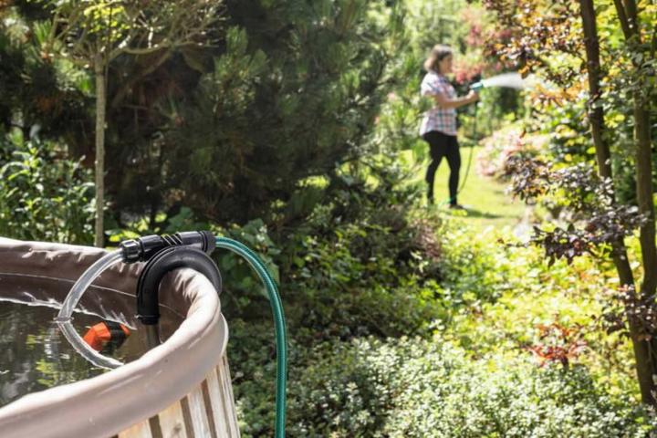 Produktbild Scheppach Water pump for suction i? capacity BAP350 (Gartenpumpe, Regenfasspumpe)