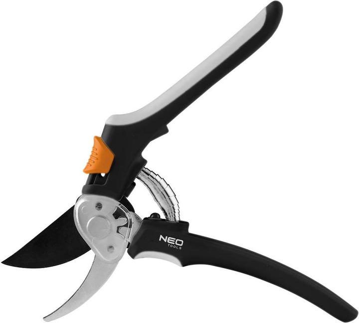 Neo Tools 200mm bypass secateurs, range up to 18mm, with gear